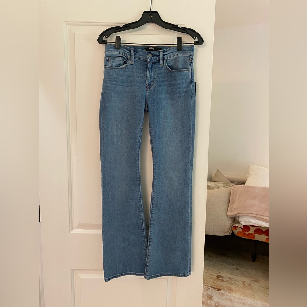 HUDSON Brand Light Wash Straight Leg Denim Jean // Size 28